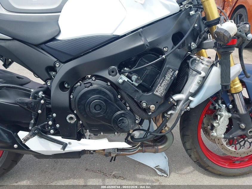 2025 SUZUKI GSX-R750 auction photo 8