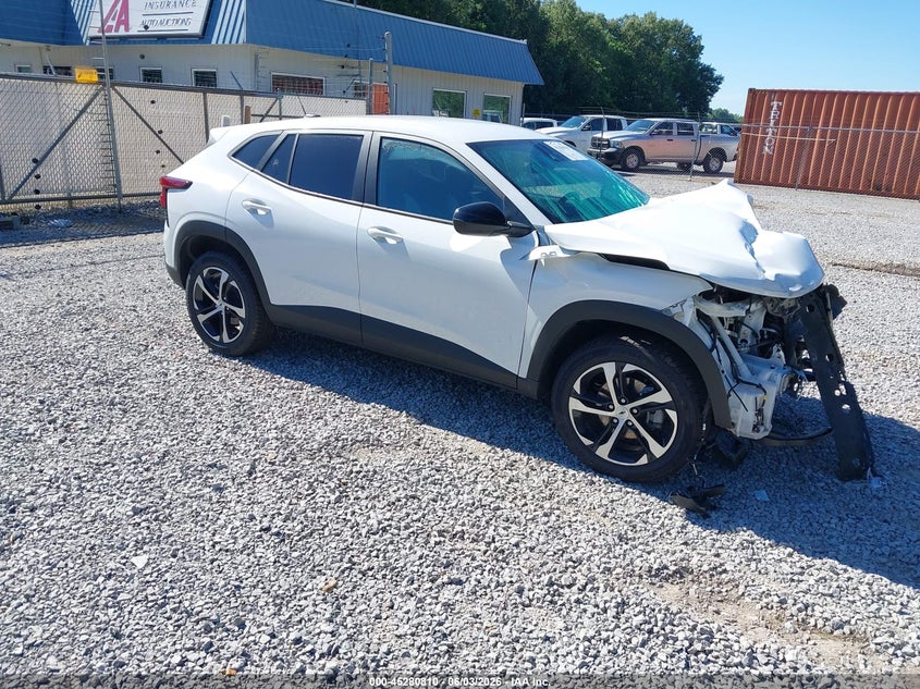 2024 CHEVROLET TRAX auction photo 1
