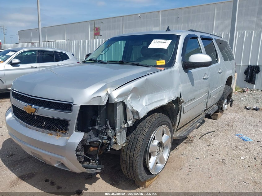 2014 Chevrolet Suburban 1500 Lt VIN: 1GNSCJE05ER145088 Lot: 45280862