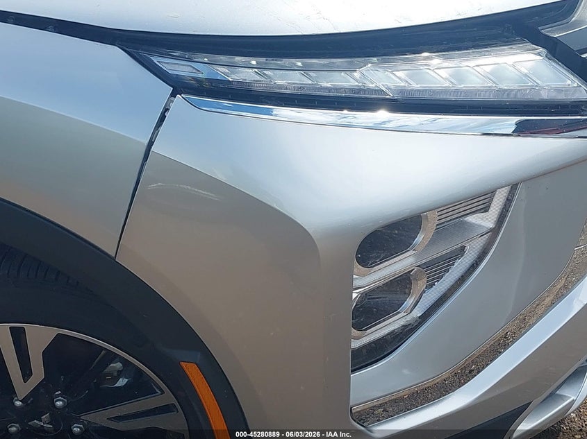 2026 Mitsubishi Eclipse Cross Black Edition S-Awc/Se S-Awc/Sel S-Awc VIN: JA4ATWAA0TZ027201 Lot: 45280889