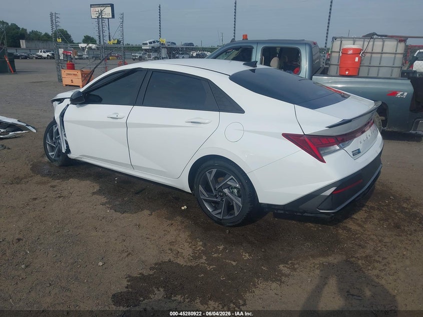 Vin: kmhlm4dj1su169270, lot: 45778746, hyundai elantra hybrid sel sport 20253