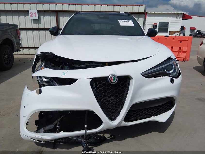 2023 Alfa Romeo Stelvio Veloce Awd VIN: ZASPAKBN7P7D63517 Lot: 45280981