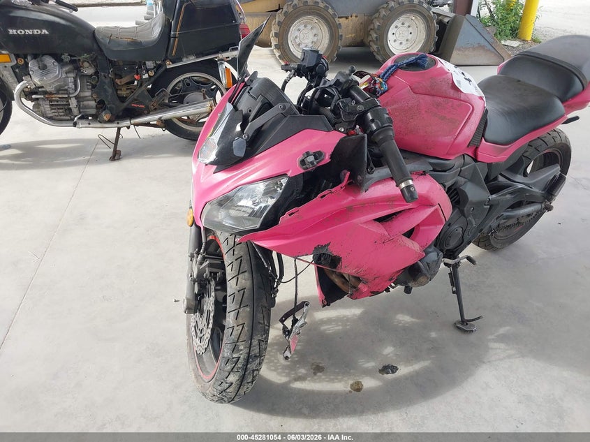 2013 KAWASAKI NINJA SPORT_BIKE 2