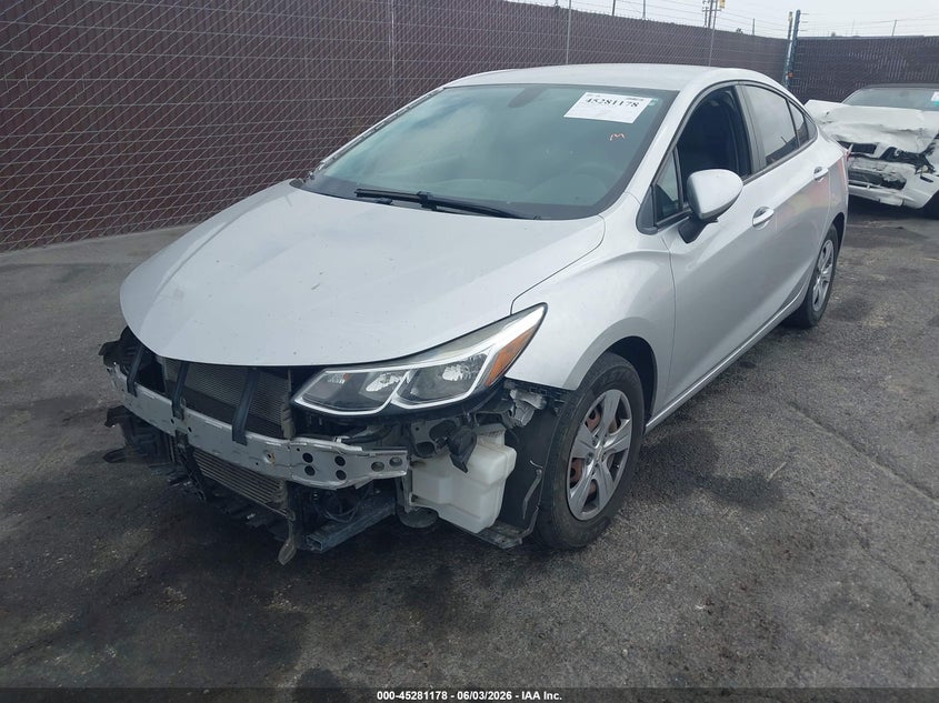 Vin: 3g1bc5sm6hs528572, lot: 45779002, chevrolet cruze ls auto 20172