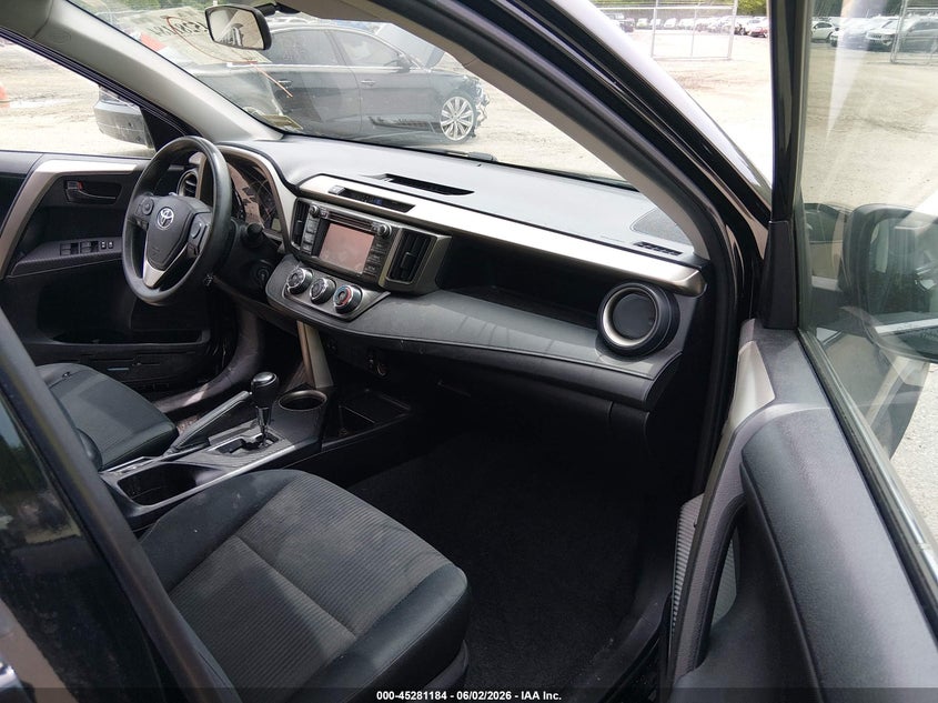 2015 TOYOTA RAV4 auction photo 5