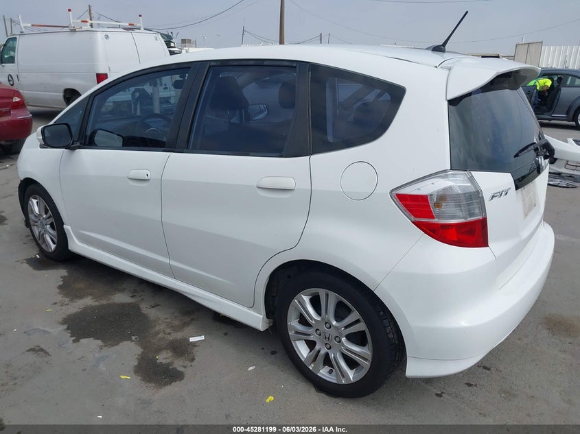 Vin: jhmge8h66as018935, lot: 45779023, honda fit sport 20103