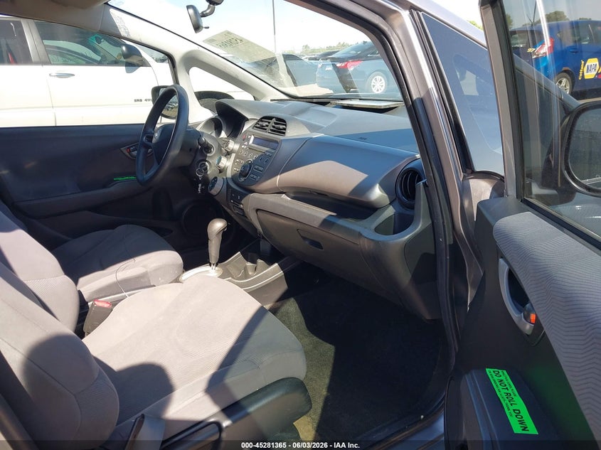 2009 Honda Fit VIN: JHMGE88229S005740 Lot: 45281365