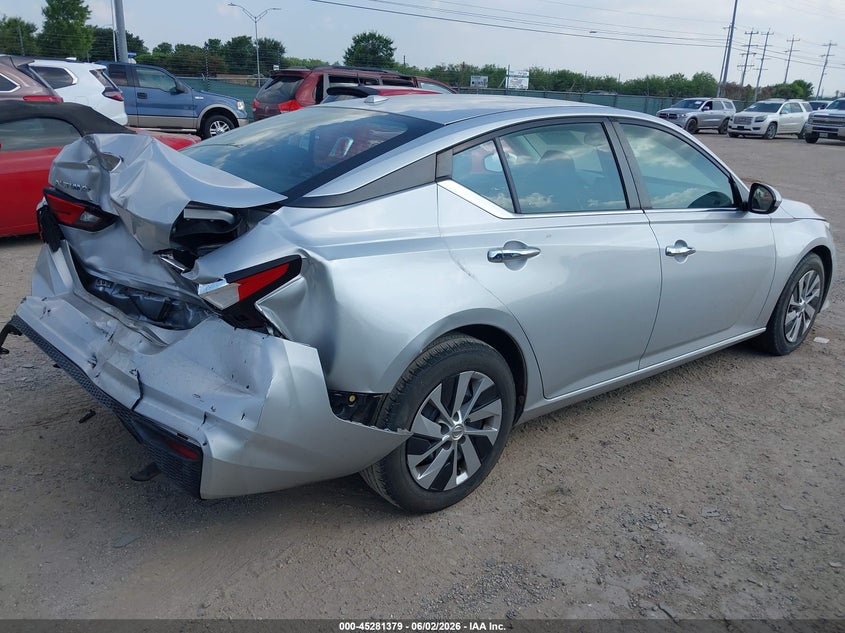 2020 NISSAN ALTIMA auction photo 4