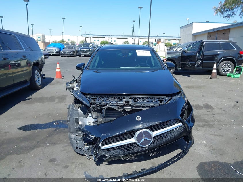 2019 Mercedes-Benz A 220 VIN: WDD3G4EB5KW017294 Lot: 45281414