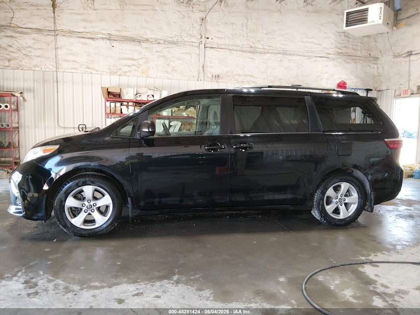AtlanticExpress - Toyota Sienna