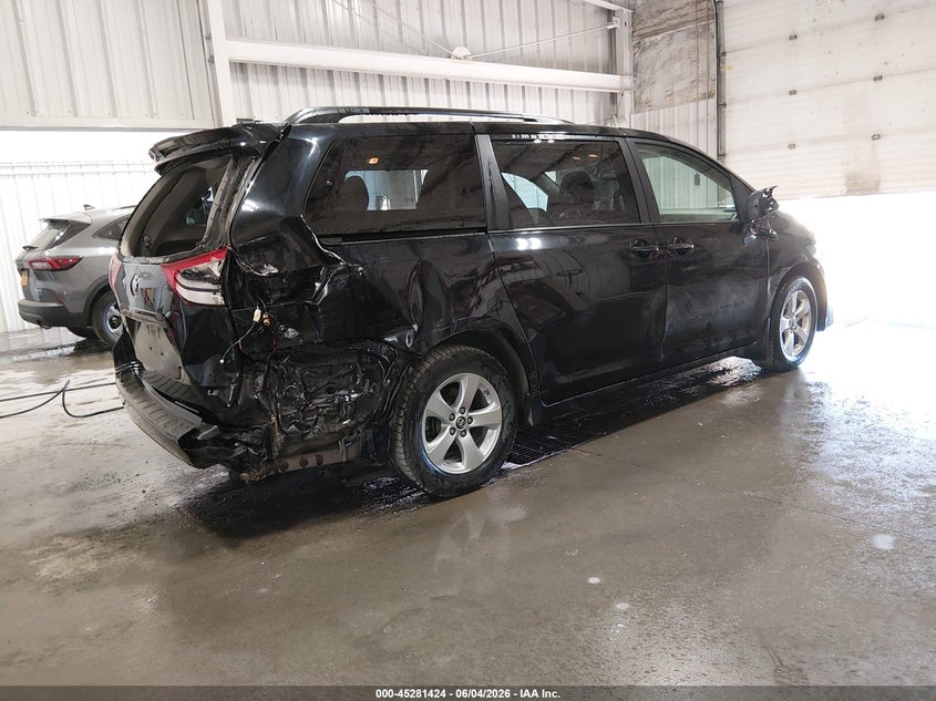 Vin: 5tdkz3dc3ls052132, lot: 45779248, toyota sienna le 8-passenger 20204