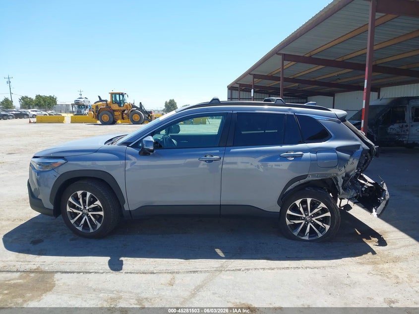2022 Toyota Corolla Cross Xle VIN: 7MUDAAAG0NV033199 Lot: 45281503