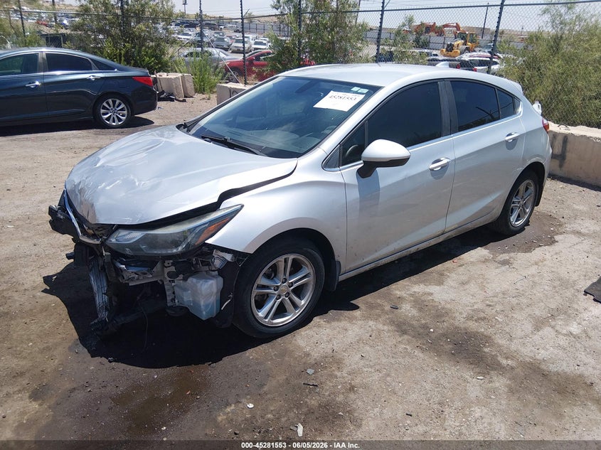 2017 CHEVROLET CRUZE auction photo 2