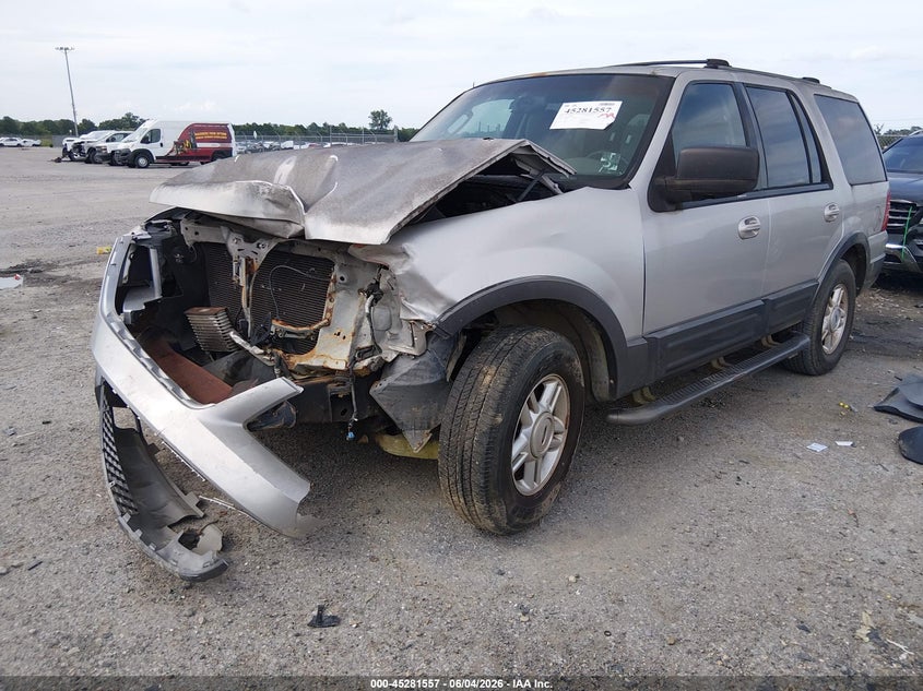 1FMPU15LX4LA95792 2004 Ford Expedition Xlt photo 1