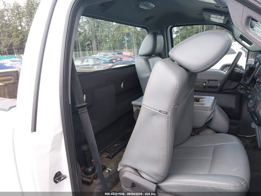 2016 Ford F-250 Xl VIN: 1FTBF2A61GEB44613 Lot: 45281636