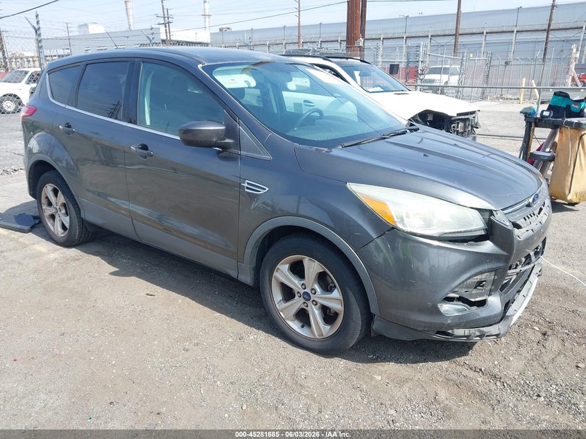 Vin: 1fmcu0gxxfub07316, lot: 45779509, ford escape se 2015 img_1