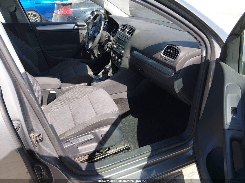 2012 Volkswagen Golf 2.5 2.5L 4-Door grey Lot 111045281697 Vin WVWDB7AJXCW220291