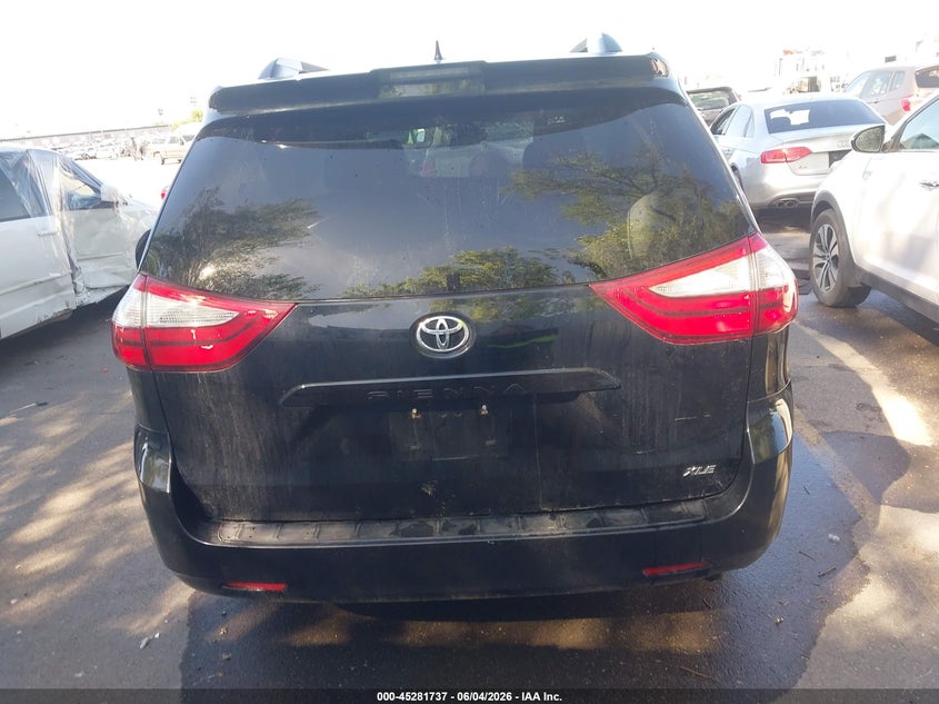 2019 Toyota Sienna Xle 8 Passenger VIN: 5TDYZ3DC8KS975215 Lot: 45281737
