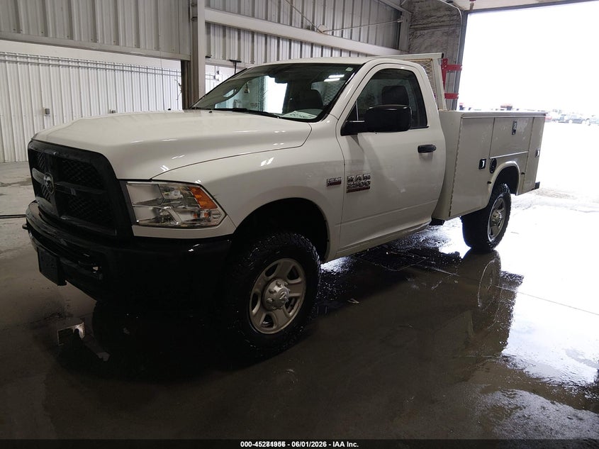 Vin: 3c7wr5aj4jg289324, lot: 45779779, ram 2500 tradesman  4x4 8' box 20182
