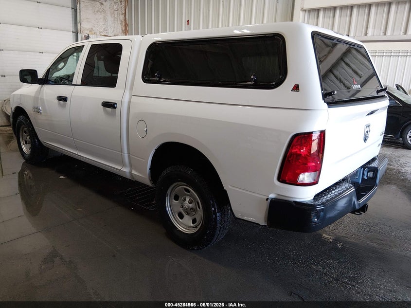 Vin: 1c6rr7kg5js297179, lot: 45779790, ram 1500 tradesman  4x4 5'7 box 20183