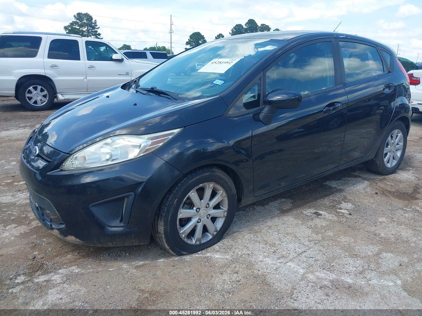 Vin: 3fadp4ej0bm174517, lot: 45779816, ford fiesta se 20112