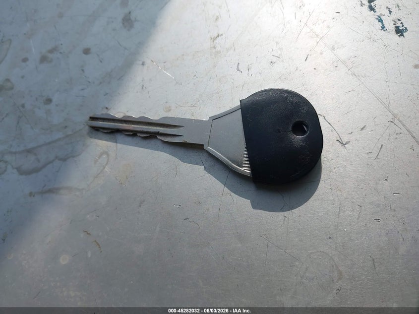 2015 NISSAN VERSA SEDAN 1.6L I-4 DOHC, VVT, 109HP