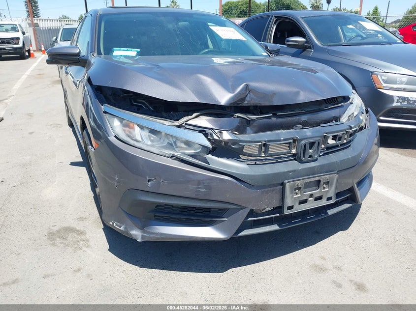VIN 2HGFC2F71HH550365 2017 HONDA CIVIC EX