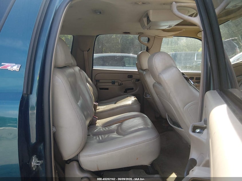 2005 CHEVROLET SUBURBAN 1500 auction photo 8