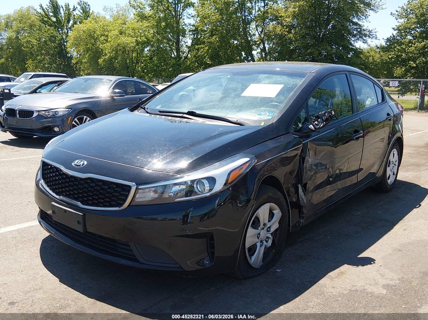 2017 KIA FORTE auction photo 2