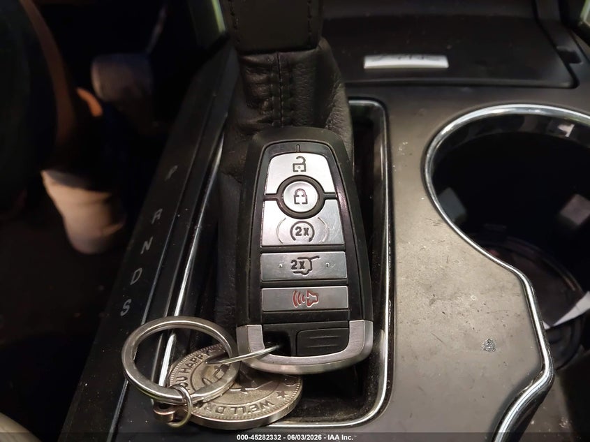 FORD EXPLORER 2019 VIN 1FM5K8F80KGB00553