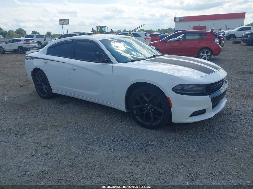 Vin: 2c3cdxbg4lh111711, lot: 45780191, dodge charger sxt rwd 2020 img_1