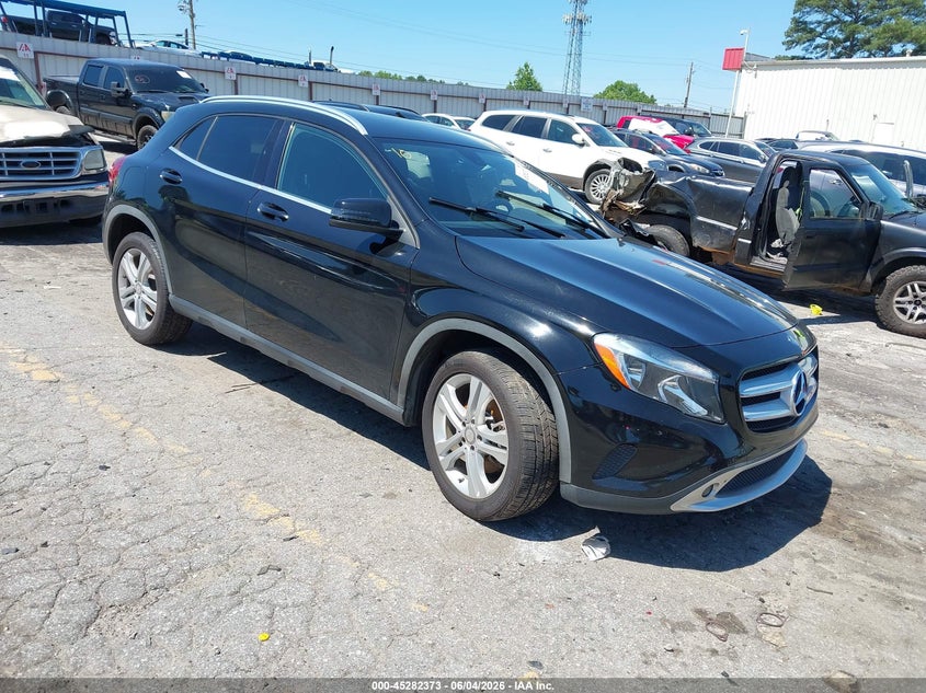 Vin: wdctg4gb4fj076213, lot: 45780209, mercedes-benz gla 250 4matic 2015 img_1