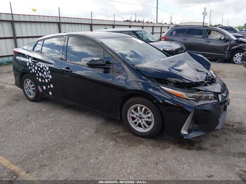 2020 Toyota Prius Prime Xle