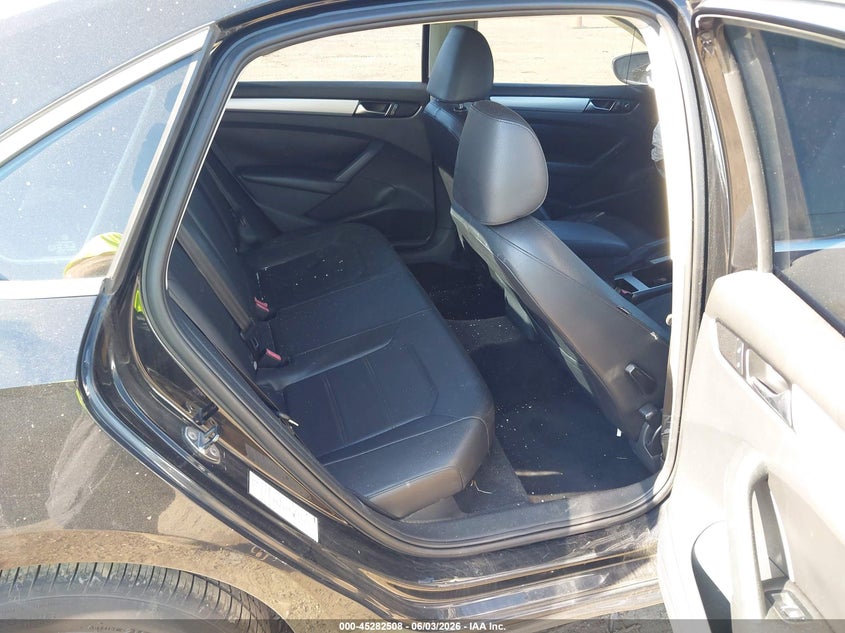 2012 Volkswagen Passat 2.5L Se VIN: 1VWBP7A32CC043499 Lot: 45282508