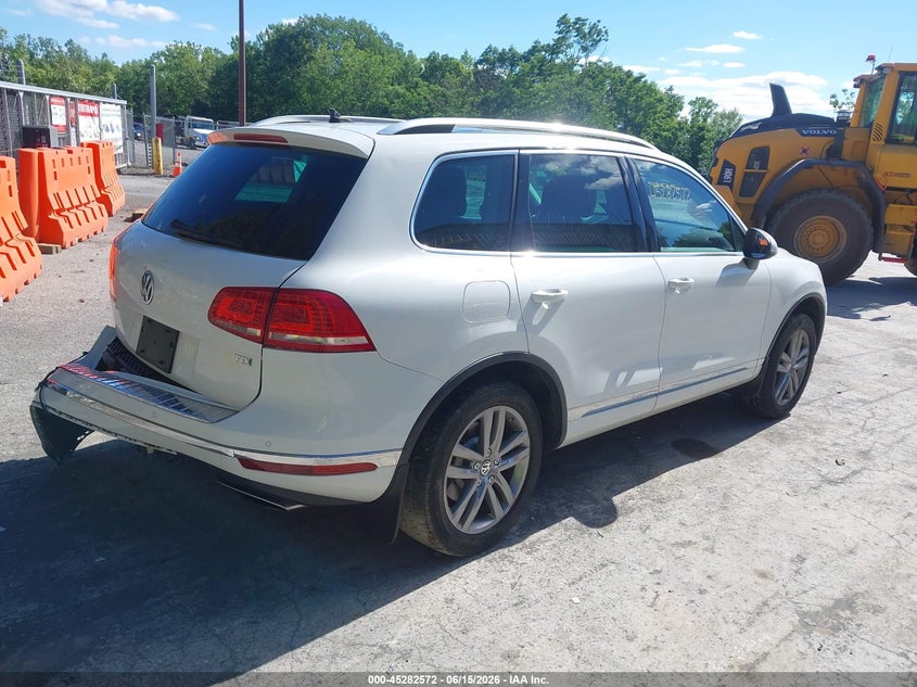 Vin: wvgep9bpxgd006130, lot: 45780408, volkswagen touareg tdi lux 20164