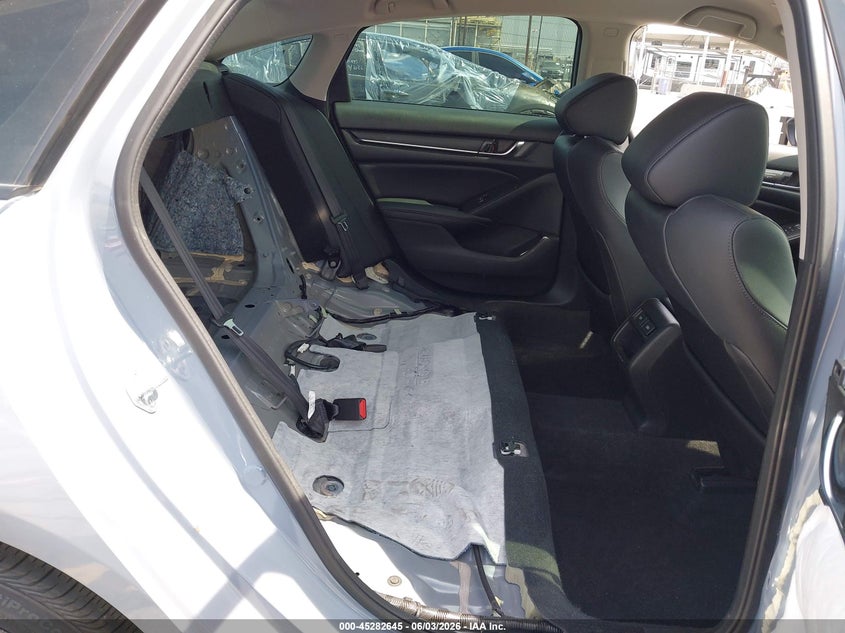 2022 HONDA ACCORD auction photo 8