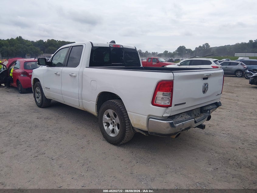 Vin: 1c6srfbt8ln258323, lot: 45780557, ram 1500 big horn quad cab 4x4 6'4 box 20203
