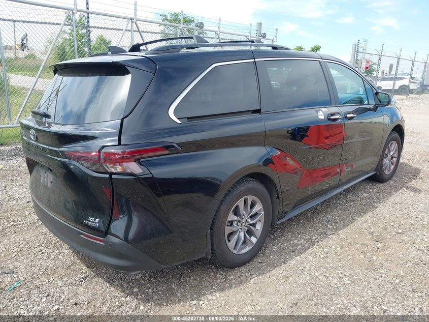 Vin: 5tdjrkec6rs204689, lot: 45780574, toyota sienna xle 20244