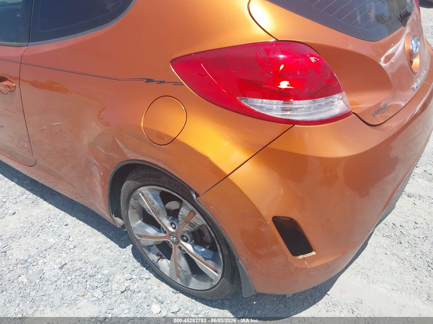 2016 Hyundai Veloster VIN: KMHTC6AD4GU293845 Lot: 45282793