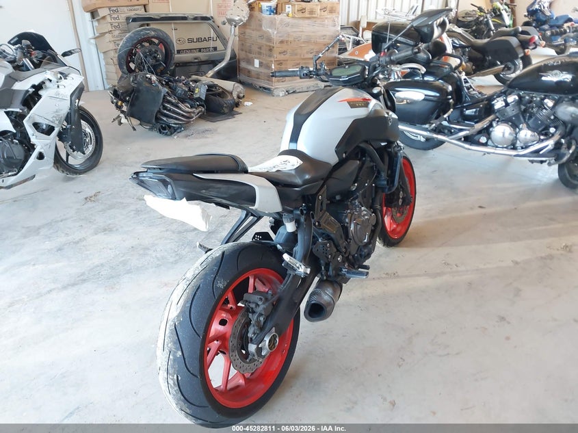 2020 YAMAHA MT07 auction photo 3
