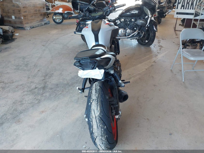 2020 YAMAHA MT07 auction photo 6
