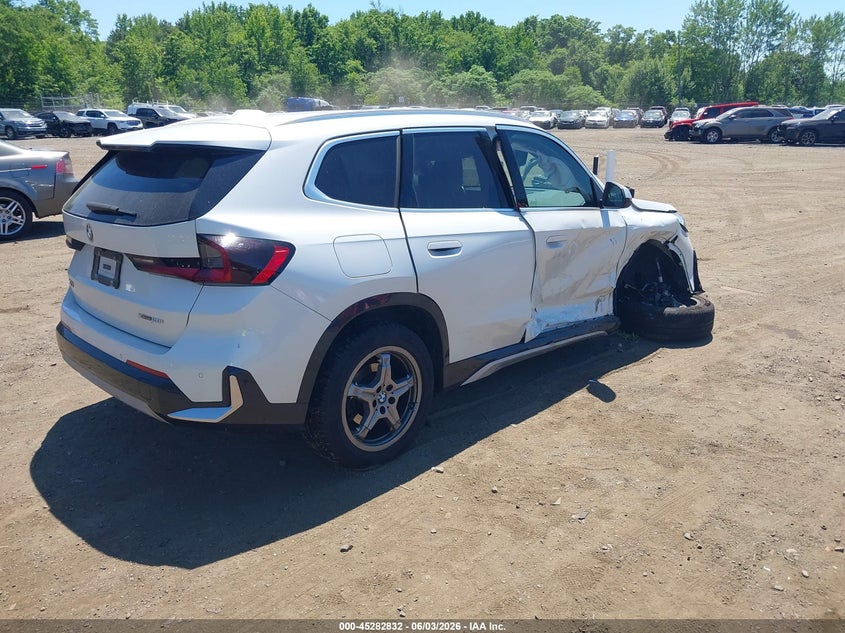 Vin: wbx73ef08r5z52838, lot: 45780668, bmw x1 xdrive28i 20244