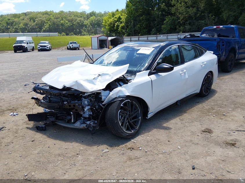2026 NISSAN SENTRA auction photo 2