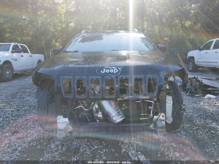 AtlanticExpress - Jeep Cherokee