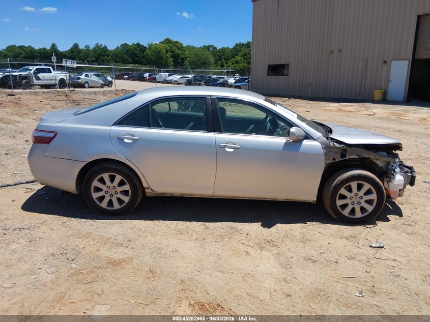 AtlanticExpress - Toyota Camry Hybrid