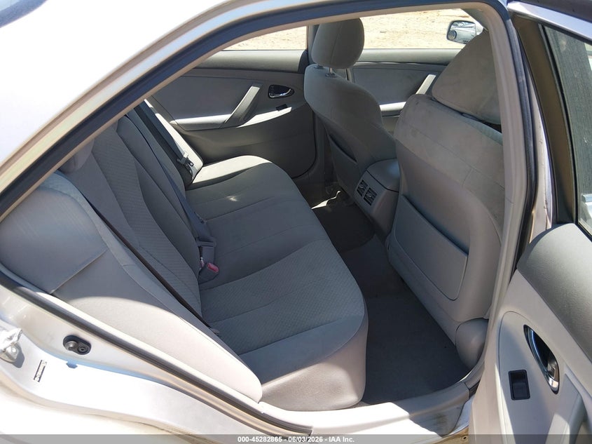 AtlanticExpress - Toyota Camry Hybrid