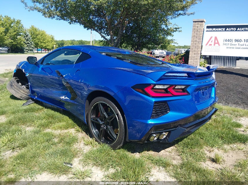 Vin: 1g1yc2d42m5119186, lot: 45780728, chevrolet corvette stingray rwd  3lt 20213