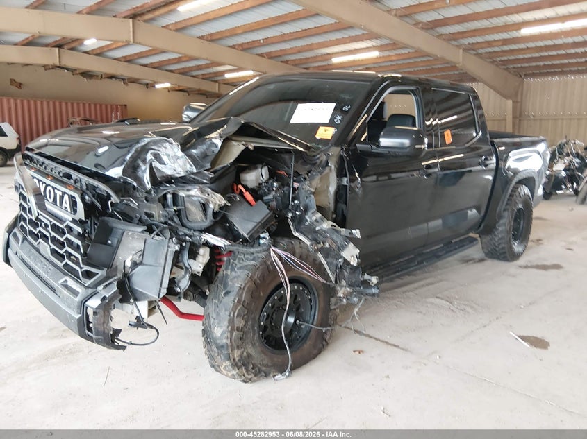 Vin: 5tfpc5db3px030240, lot: 45780789, toyota tundra hybrid trd pro 20232