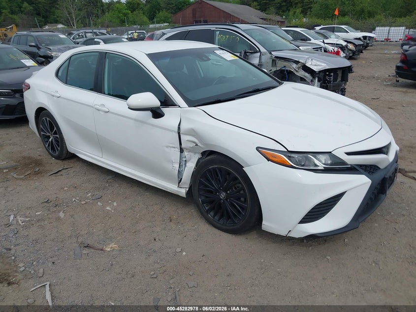 TOYOTA CAMRY - zdjęcie 1