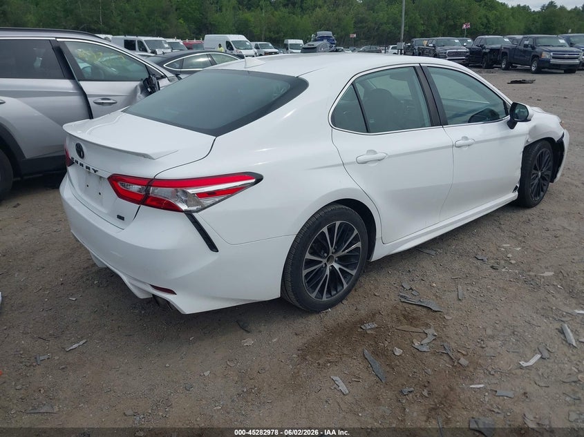 TOYOTA CAMRY - zdjęcie 4